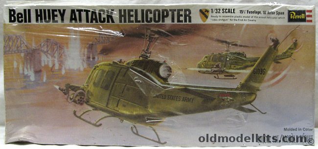 Revell 1/32 Bell UH-1 Huey Attack Helicopter, H259 plastic model kit